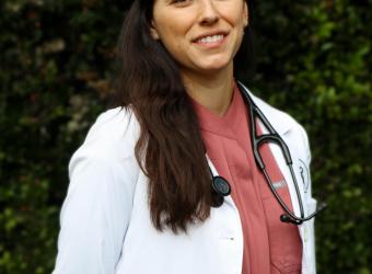Welcome Dr. Marissa Robertson to the Newport Harbor Animal Hospital Team!